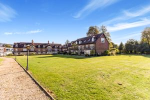 Estate Grounds- click for photo gallery